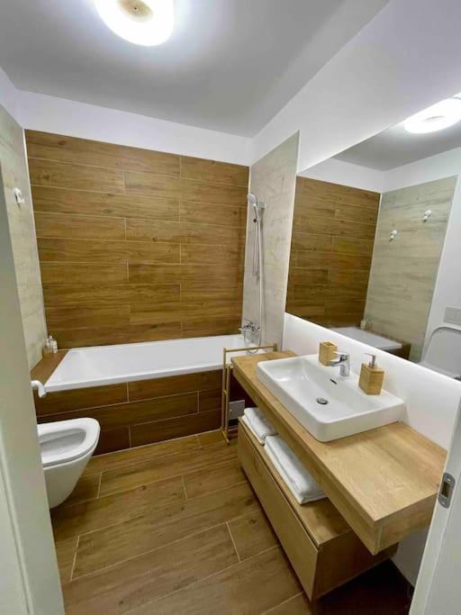 One Bedroom S