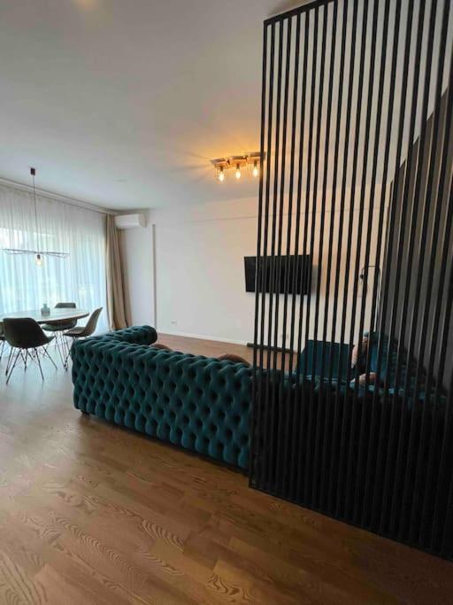 One Bedroom S Apartment *